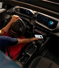 Peugeot i-Cockpit 2D e 3D Novo Peugeot 2008